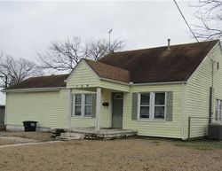 Pre-foreclosure Listing in W DRUMMOND ST SHAWNEE, OK 74801