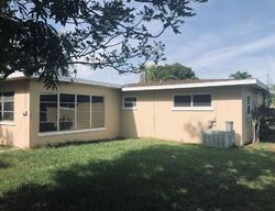 Pre-foreclosure Listing in SAINT CHARLES ST FORT MYERS, FL 33916