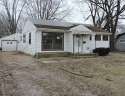 Pre-foreclosure Listing in LORRAINE ST DANVILLE, IL 61832