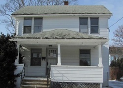 Pre-foreclosure Listing in MANSFIELD AVE WATERBURY, CT 06705