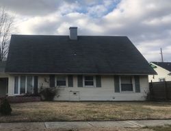 Pre-foreclosure in  SPINDLETOP LN Willingboro, NJ 08046