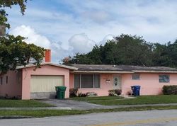 Pre-foreclosure in  NE 11TH AVE Miami, FL 33179