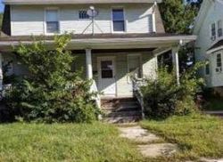 Pre-foreclosure in  WHITE ST Hartford, CT 06114