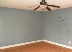 Pre-foreclosure in  ANTLE DR Louisville, KY 40229