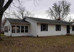 Pre-foreclosure Listing in W MECHANIC ST ROCKTON, IL 61072