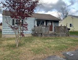 Pre-foreclosure Listing in MANWARING RD NORWICH, CT 06360