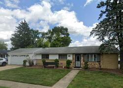 Pre-foreclosure in  S GRACE AVE Robbins, IL 60472