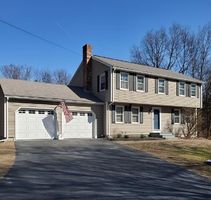 Pre-foreclosure in  NECK HILL RD Hopedale, MA 01747