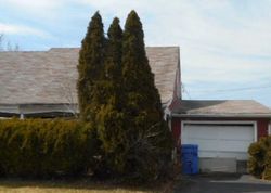 Pre-foreclosure in  HARPER LN Willingboro, NJ 08046