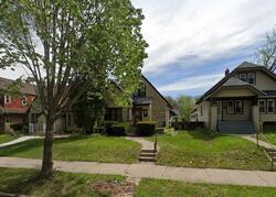 Pre-foreclosure in  N 52ND ST Milwaukee, WI 53216
