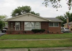 Pre-foreclosure Listing in LINDEN LN CHICAGO HEIGHTS, IL 60411