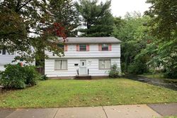 Pre-foreclosure Listing in HILLTOP RD ROCHESTER, NY 14616