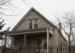Pre-foreclosure in  N SAINT LOUIS AVE Chicago, IL 60624