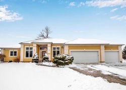  Hazelwood Ln, Grand Island NY