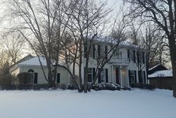 Pre-foreclosure in  HOLBROOK CIR Chicago Heights, IL 60411