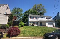 Pre-foreclosure in  E NEW ST Sewaren, NJ 07077