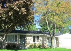 Pre-foreclosure in  S BLAIN ST Oconomowoc, WI 53066