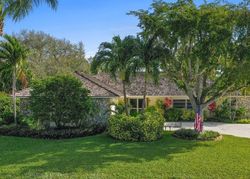 Pre-foreclosure Listing in COUNTRY CLUB DR NORTH PALM BEACH, FL 33408