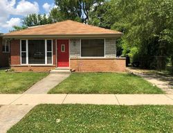 Pre-foreclosure Listing in 140TH PL BLUE ISLAND, IL 60406