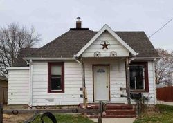 Pre-foreclosure Listing in W 1ST ST DIXON, IL 61021