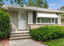 Pre-foreclosure Listing in STANLEY ST NEENAH, WI 54956