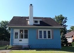 Pre-foreclosure Listing in ILLINOIS AVE OTTAWA, IL 61350