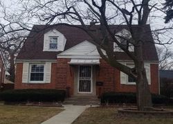 Pre-foreclosure in  W WELLINGTON AVE Elmwood Park, IL 60707