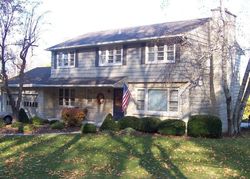 Pre-foreclosure Listing in DECORAH RD WEST BEND, WI 53095