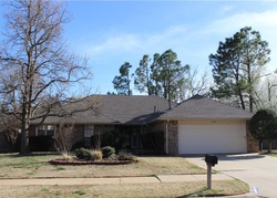 Pre-foreclosure Listing in EAGLE CREST RD EDMOND, OK 73013