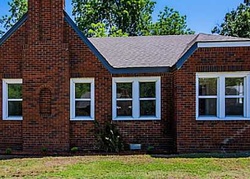 Pre-foreclosure in  NW 13TH ST Oklahoma City, OK 73107