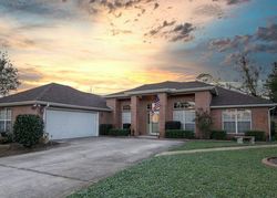 Pre-foreclosure in  TECUMSEH LN Mary Esther, FL 32569