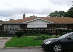 Pre-foreclosure in  E 89TH PL Chicago, IL 60619