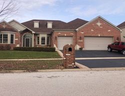Pre-foreclosure in  BEALER CIR Geneva, IL 60134