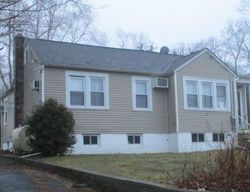  Dandelion Rd, Rocky Point NY