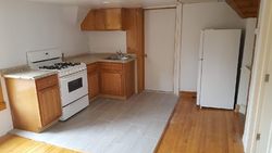 Pre-foreclosure in  BAXTER ST Binghamton, NY 13905