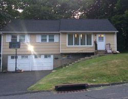 Pre-foreclosure Listing in ALBERT DR MONSEY, NY 10952