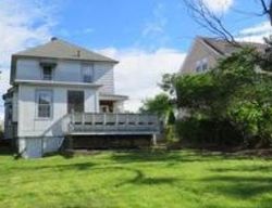 Pre-foreclosure Listing in FALES ST WORCESTER, MA 01606