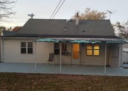 Pre-foreclosure Listing in ASHLEY RD EDISON, NJ 08817