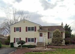  Koenig Ln, Freehold NJ