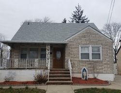 Pre-foreclosure Listing in MAIN ST WOODBRIDGE, NJ 07095