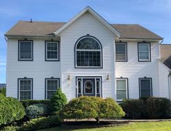 Pre-foreclosure Listing in BLUE HERON RD NANUET, NY 10954