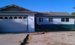 Pre-foreclosure Listing in W SPRUCE AVE LEMOORE, CA 93245