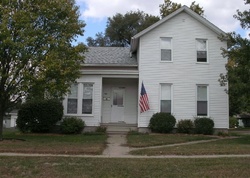 Pre-foreclosure Listing in W MAIN ST GENESEO, IL 61254
