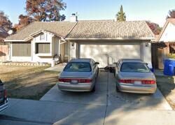 Pre-foreclosure in  SANDY CREEK DR Newman, CA 95360