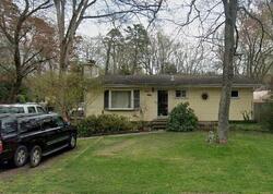 Pre-foreclosure in  TAUNTON BLVD Medford, NJ 08055