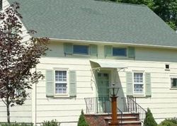 Pre-foreclosure Listing in JOHNSON AVE CALDWELL, NJ 07006