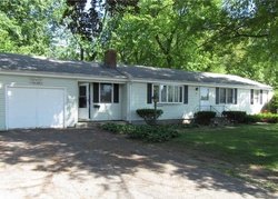 Pre-foreclosure Listing in CLOVER ST WINDSOR, CT 06095