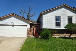 Pre-foreclosure in  OLD FORGE LN University Park, IL 60484