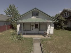 Pre-foreclosure in  S MAIN ST Milton Freewater, OR 97862