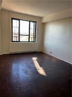 Pre-foreclosure in  WEST AVE H Bronx, NY 10462